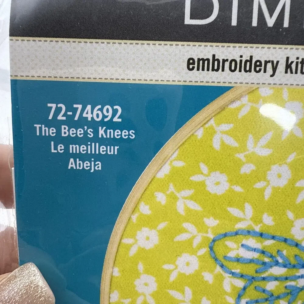 Dimensions Learn-A-Craft Embroidery Kit 6